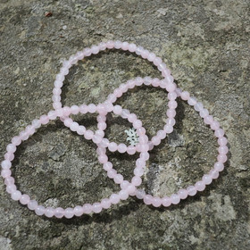 Rannekoru ruusukvartsi 4mm