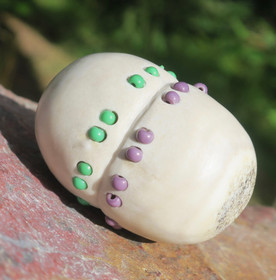 Muna hirvenluu helmikoristeltu 40x28mm