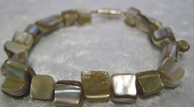 Rannekoru simpukka, luonnonvaalea, pituus 20cm, magneettilukko