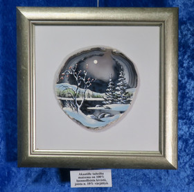 Kivimurskataulu talvinen täysikuu. Talvimaisema akaatille ACC