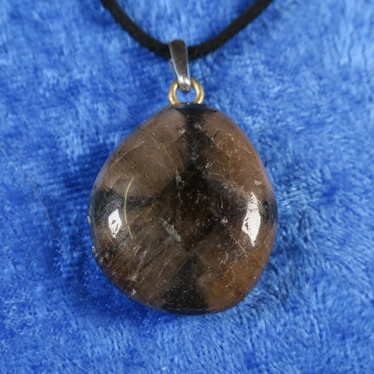 Riipus kiastoliitti ristikivi, riipuslenkki 925-hopea Ki10