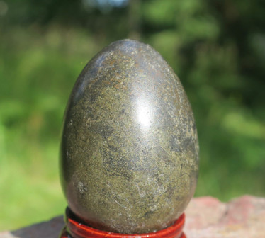 Kivimuna pyriitti 82g 40mm