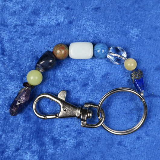 Avaimenperä NEITSYT VIRGO 10 kpl neitsyen onnenkiviä, karbiinilukko H