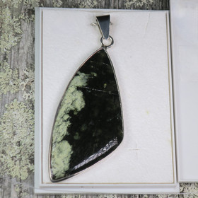 Hopeariipus serpentiini kookas B