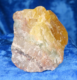 Fluoriitti raaka, puoliksi keltainen, vihreänvioletti 196g 