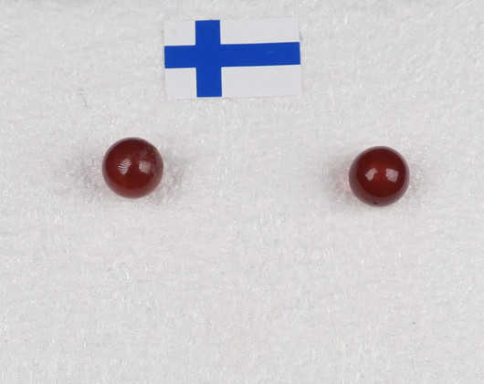 Nappikorvakorut karneoli oranssi akaatti 4mm