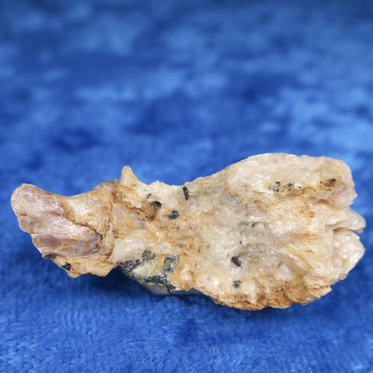 Jalotalkki raaka, jossa spinellit 9g Ural