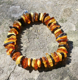 Rannekoru meripihka, monivärinen