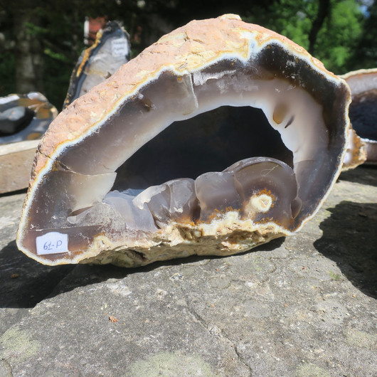 Akaattigeodi iso 4,2kg  sisusta sininen kalsedoni Brasilia 61P