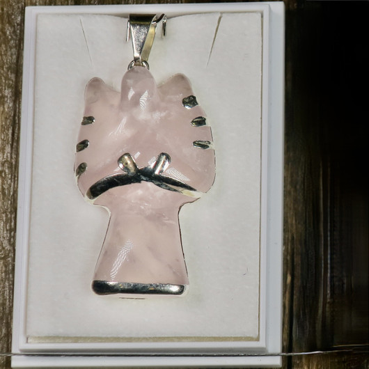 Riipus ruusukvartsi enkeli  45mm