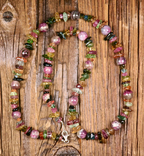 Helmet turmaliini, rubelliitti, moniväriset turmaliinit 50cm TUR7