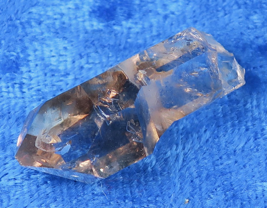 Savukvartsikide vivahtaa hieman ametistille 30mm Namibia nro 6kk30