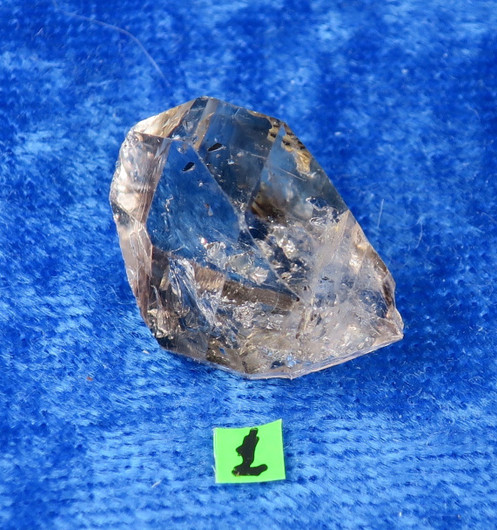 Savukvartsi kaksikärkinen kide Namibia 20g nro1