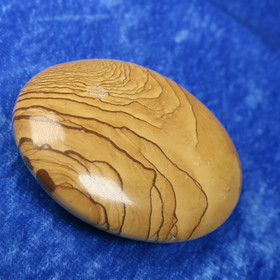 Maisemajaspis, iso taskukivi 65g