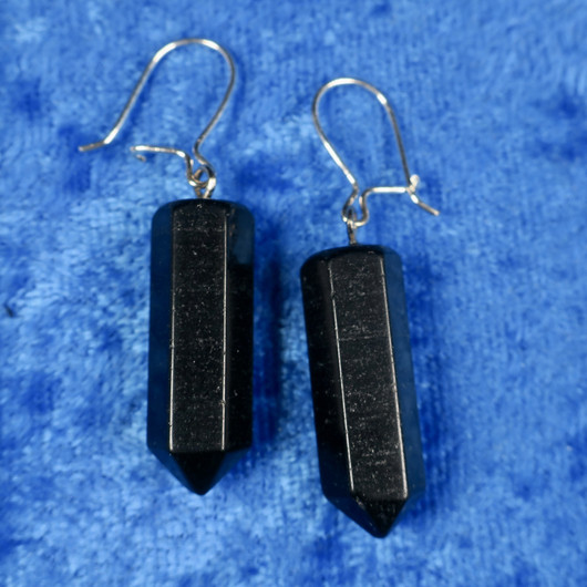 Korvakorut onyksi musta kidekärki