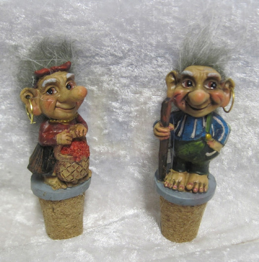 Korkki Trolli-peikot  2kpl viinipullonkorkit 