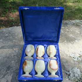 Kivipikarit onyksmarmori 6 kpl setti, 6,2x10cm samettisessa laatikossa