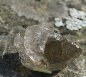 Rutiilikvartsi kidekärki savukvartsi 32g halk 25mm pituus 4cm H