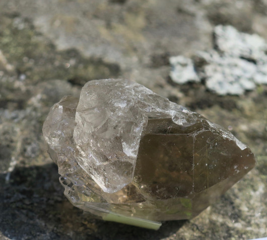 Rutiilikvartsi kidekärki savukvartsi 32g halk 25mm pituus 4cm H