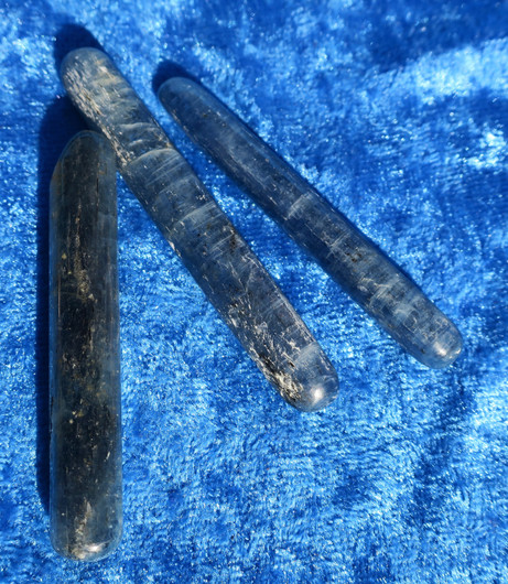 Hoitosauva sininen kyaniitti healing wand