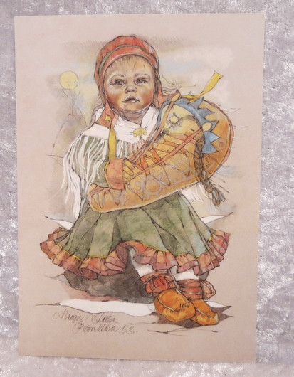 Postikortti TYTTÖ pieni lapin tyttö ja nukke komsiossa