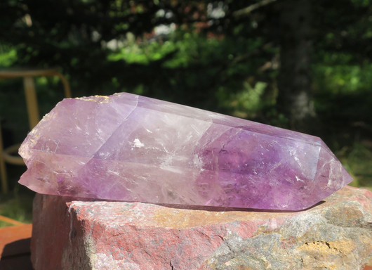Ametisti kidekärki iso 560g 6x16,5cm nro A7