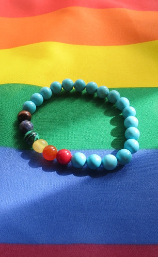 Rannekoru sateenkaari pride kivirannekoru 