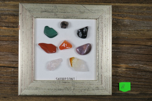 Taulu SKORPIONI, SCORPIO  onnenkivet H