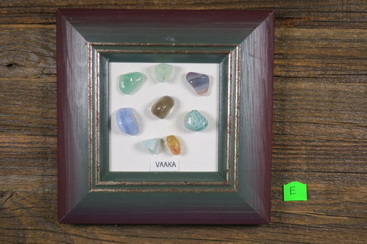 Taulu  VAAKA LIBRA onnenkivet E