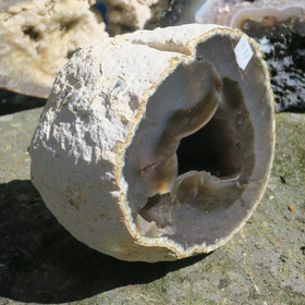 Akaattigeodi iso 2,7kg  61K