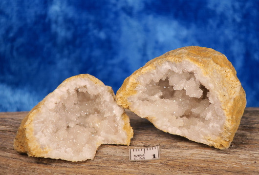 Kvartsigeodipari 63g  halkaistu A