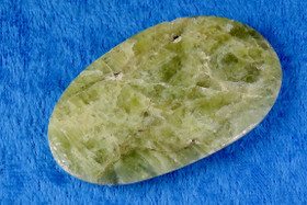 Apatiitti hiottu taskukivi nro3 