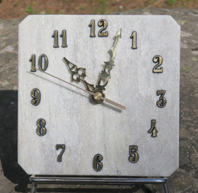 Seinäkello marmori 14x14,5cm 337-3