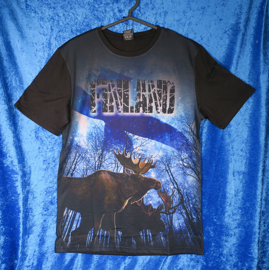 T-paita Finland, Suomen lippu, hirvet M-koko