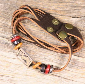 Nahkarannekoru tummanruskea hirvilaatta 