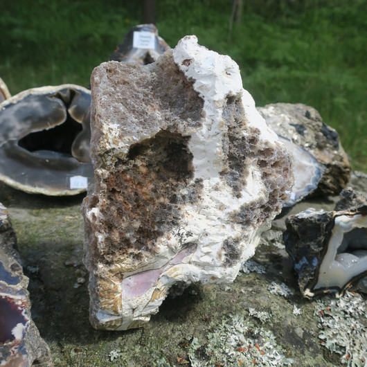 Akaattigeodi iso 2,9kg  61F Brasilia