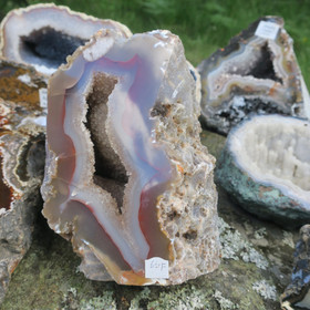 Akaattigeodi iso 2,9kg  61F Brasilia