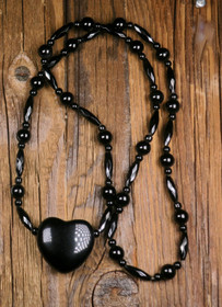 Helmet onyksisydän ja viistehiotut onyksit 65cm Milla9