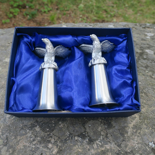 Kotka kääntöpikarit ruostumatonta terästä, 2 kpl lahjapakkauksessa