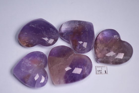 Ametriini sydän, koko 35-40mm, paino keskim 23g