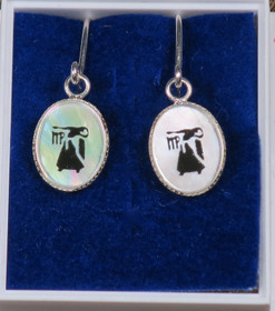 Korvakorut NEITSYT VIRGO, simpukka ja 925-hopea