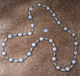 Helmet akaatti, jaspis, hematiitti 65cm nro Usva1