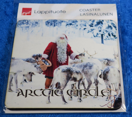 Lasinalunen joulupukki ja porotokka 10x10cm, Arctic circle