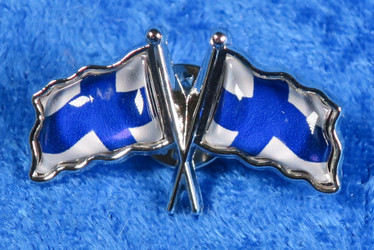 Pinssi Suomen lippu 2 lippua ristissä 20x33mm pullea