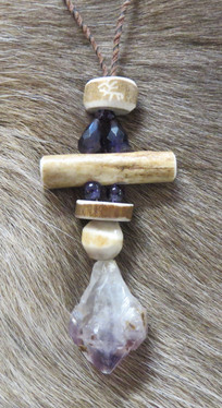 Riipus poronsarvia ja ametistit INGA 