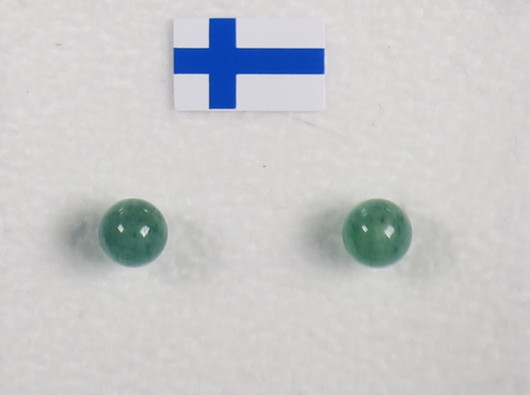 Nappikorvakorut aventuriini vihreä 4mm