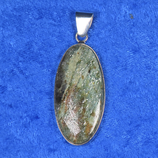 Hopeariipus fuksiitti kookas ovaali 