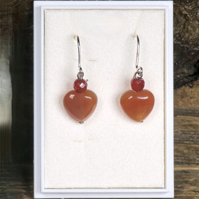 Korvakorut karneolisydän 10mm