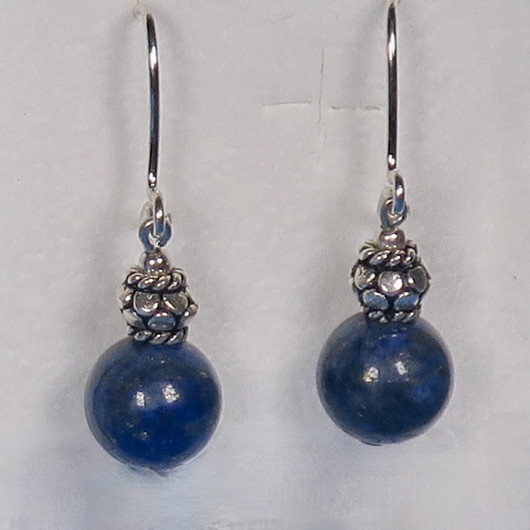 Korvakorut lapis latsuli 8mm 925-hopeakoristein nro8HY