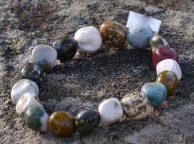 Rannekoru valtamerijaspis n.16cm, silikoninauhassa. Aava4